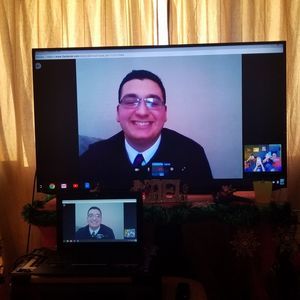 Meet your Posher, Simona